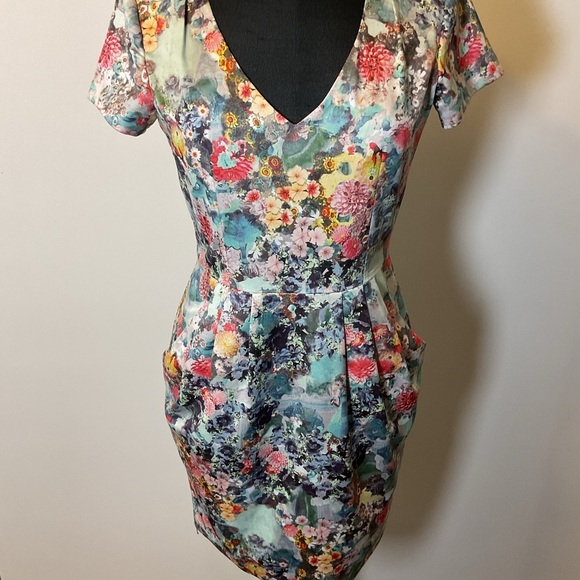 19. H&M Blue and Pink Ruched Peplum Mini Dress Size unknown see description - Picture 2 of 8